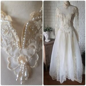 Vtg 80s 90s High Neck Bead/Pearl/Sequin Wedding Gown, Union, Candlelit Ivory